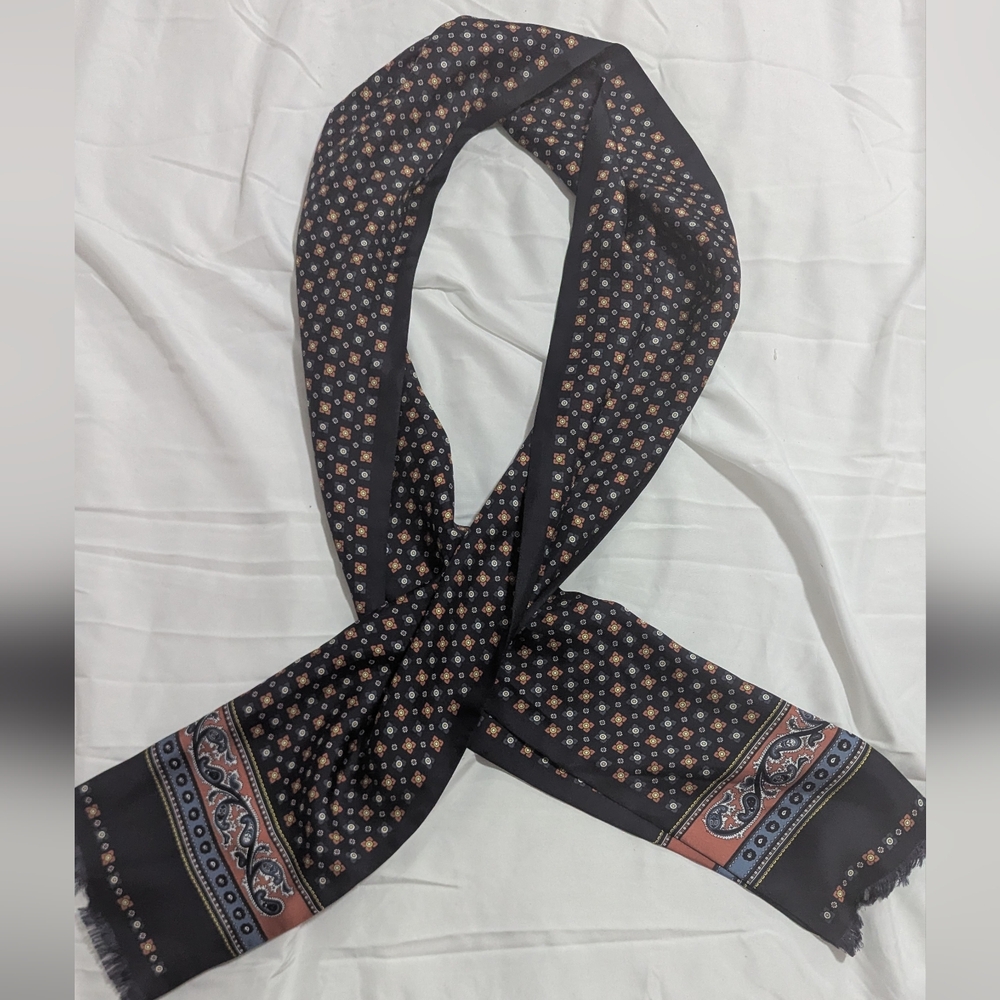 Alexander McQueen Unisex Silk Twill Paisley Scarf